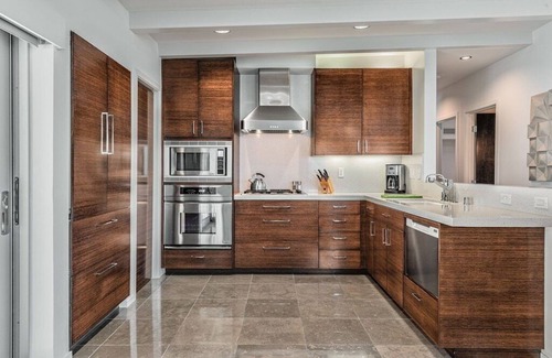 Magnesia Falls Cove House | An Extra Hour of Sunshine, Southern California Desert