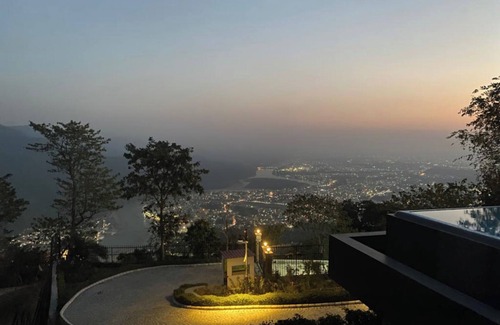 Haridwar Villa | An extravagant Pushp villa overlooking the Ganges