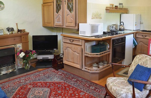 Bilting Cottage | An ideal retreat for two.