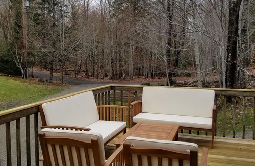 Mount Desert House | An island on an island