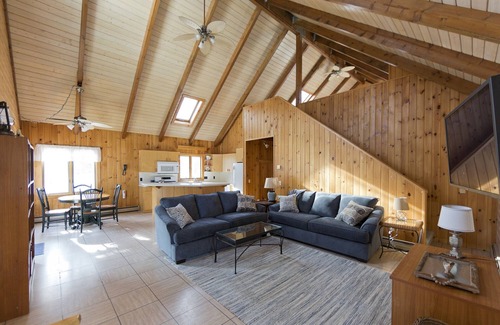 Mount Desert House | An island on an island