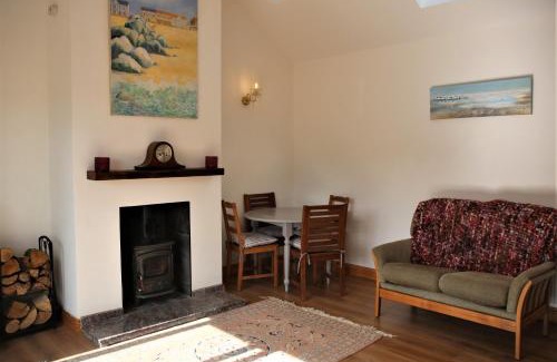 Louisburgh House | An Nead Beag only 2 miles from Louisburgh