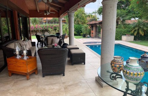 Cocoyoc House | An oasis of tranquility and family fun