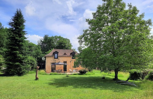 Cendrieux House | An ocean of greenery and tranquility. In the heart of Périgord.