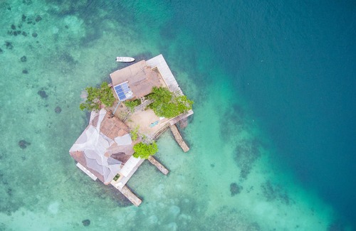 Rosario Islands House | An unforgettable private house surrounded by turquoise water.