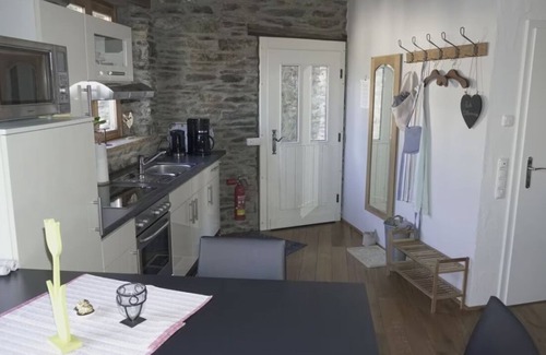 Morbach House | An unmistakable vacation in the shadow of Hunolstein Castle.