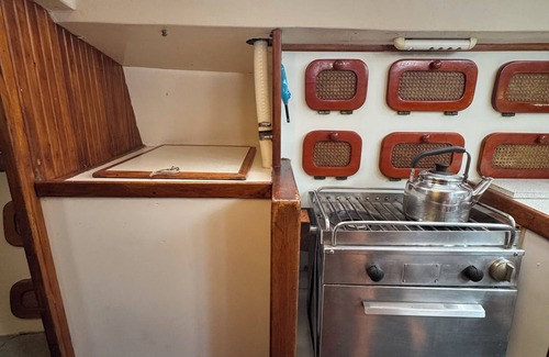 Taravao Boat Rental | An unusual night on a sailboat