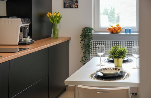 Sector 2 Apartment | Ana