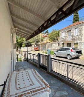 Gefira Mpania House | Analipsi Village House