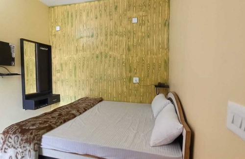 Rajgir Hotel | Anand Lok Vatika