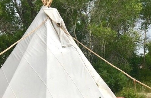 San Cristobal RV Rental | ANASAZI TIPI