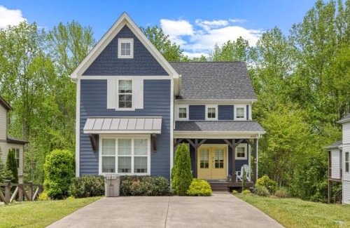 Tullahoma House | Anchor and Oar Cottage