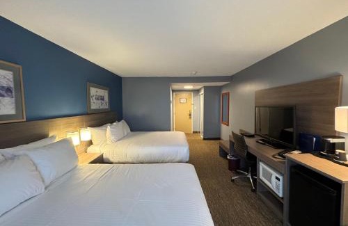 Campbell River Hotel | Anchor Inn and Suites