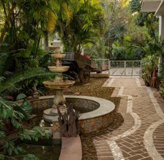Kishangarh Bed & Breakfast | Anchorage 42