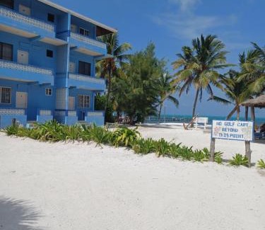 Caye Caulker Hotel | Anchorage Beach Resort Caye Caulker
