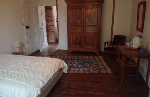 La Chapelle-dʼAngillon Bed & Breakfast | Ancien Presbytère