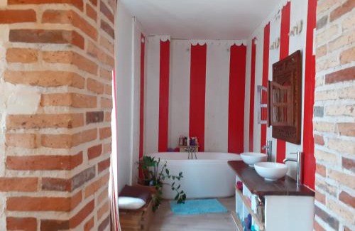 La Chapelle-dʼAngillon Bed & Breakfast | Ancien Presbytère