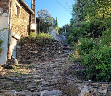Combes Apartment | Ancienne bergerie de Torteillan