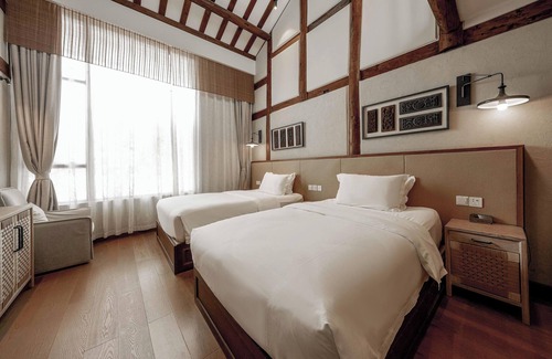 Chengdu City Centre Hotel | Ancient Charm Inn Chengdu