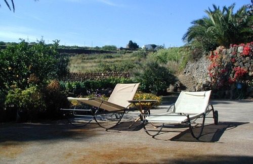 Pantelleria Villa | Ancient Dammuso with beautiful garden CIN: IT081014C2QNZ3XVTN