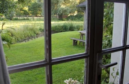 Morville-sur-Andelle House | Ancient Normanbarn with piano peacefully situated on the river Andelle