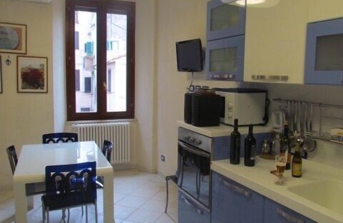 Terracina Apartment | Ancient Rebuilt Elegant 65 Mq Apartment in the Old Center Endependant Entrance