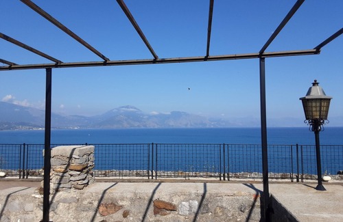 Scario Villa | Ancient restored tower, park 5000 meters beautiful view of the Gulf of Policastro