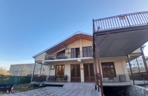 Tsqaltubo House | Andro House