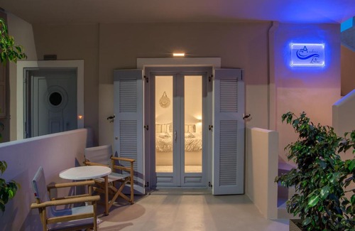 Paleopolis House | Andros Blue