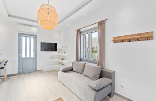 Andros Town House | Andros Central & Luxury Home
