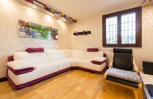 Muggiano Apartment | andycasamilano - was Andy's cozy little place