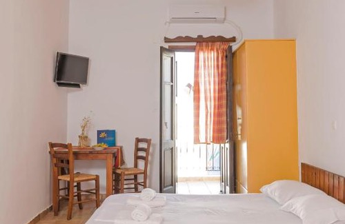 Astypalaia Apartment | Anemosyris Studios
