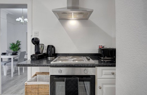 Anfield Apartment | Anfield Serene Home