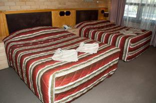 Angaston Hotel | Angaston Vineyards Motel