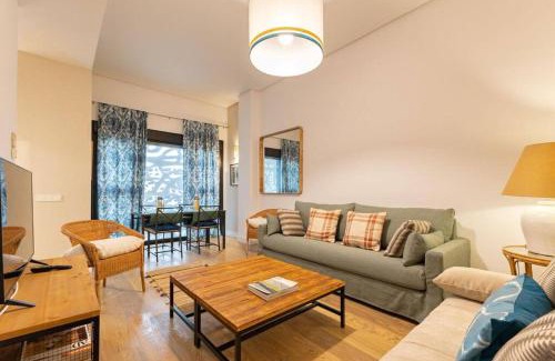 Santa Cruz Apartment | Angeles Deluxe Suite by Valcambre