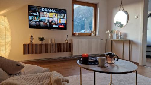 Doebriach Apartment | Angerpartments-Sonnige große Wohnung mit Balkon und kostenlosen Parkplatz