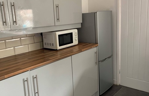 St Helens House | Angies 2 bed home in Eccleston Liverpool