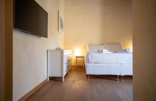 Pietrasanta Apartment | Angolo sui tetti a Pietrasanta