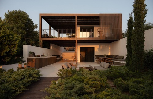 Naxos House | anise & ouzo beach houses with private pool beach front