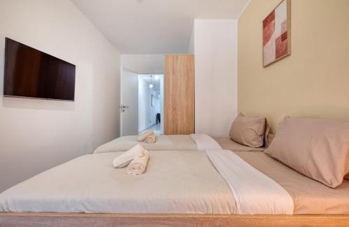 Msida Apartment | Anita's Modern Apartment Near Sliema, Valletta, St Julians