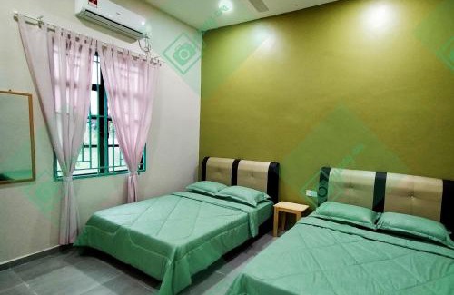 Kampung Pengkalan Maras House | anjung ara suites and roomstays