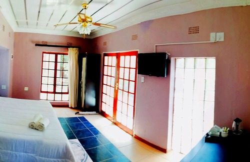 Giyani House | Ankuweni Guest Lodge