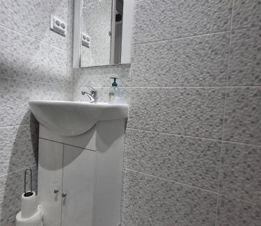 Ramnicu Valcea Apartment | Anna Home