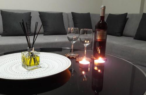 Glyfada Apartment | Anna's Relaxing Dreamhouse