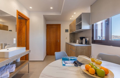 Malevizi Apartment | Anna Studio