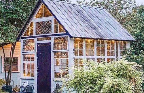 Round Rock Original Plat Apartment | Annabella’s Studio in Historic Downtown Round Rock