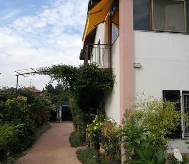 Somma Lombardo House | Annabelle