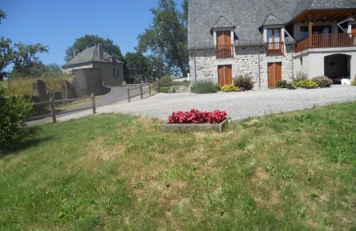 Vebret Bed & Breakfast | Annie jouve chambres d'hôtes champassis