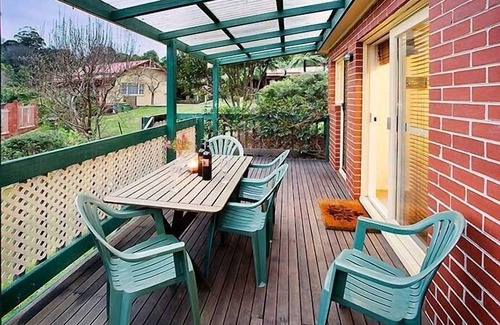 Warburton House | Annie's Escape in Warburton