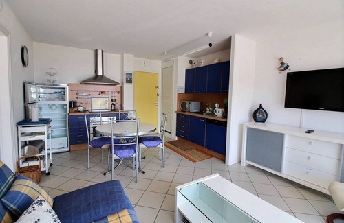 Hardelot-Plage Apartment | Annonce Professionnelle. Proche Mer, Appartement F2, 1er Étage, 1 Chambre, Balcon, Parking, 2/4.